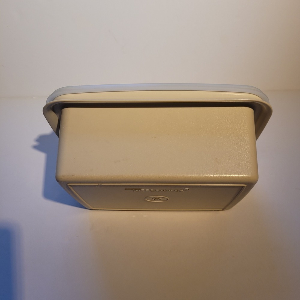 Vtg Tupperware Almond Beige Rectangular Storage 1254-10 Lid - Picture 2 of 7